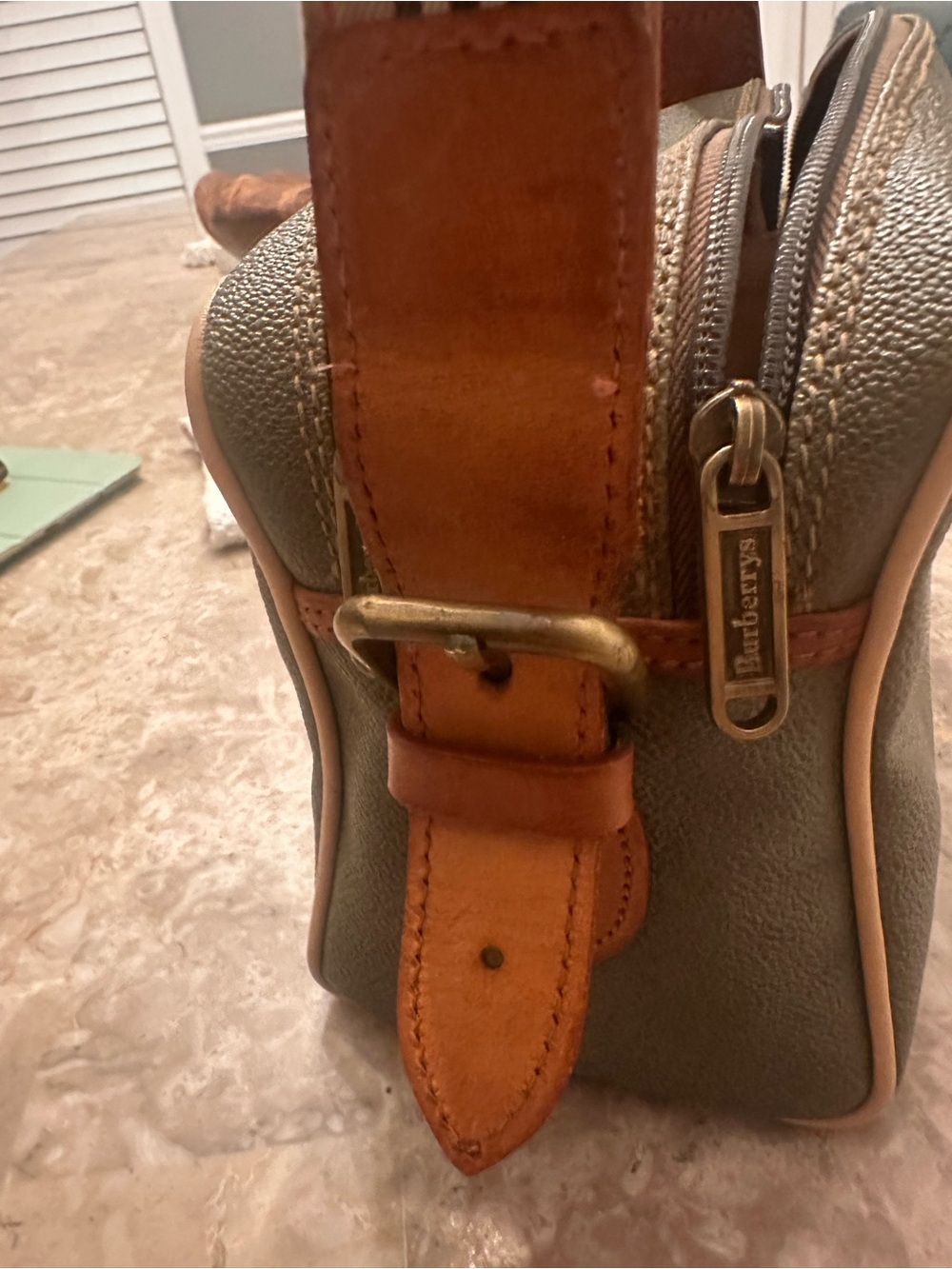Burberry Olive Green Leather Crossbody with Signature Check Strap - Picture 3 of 12